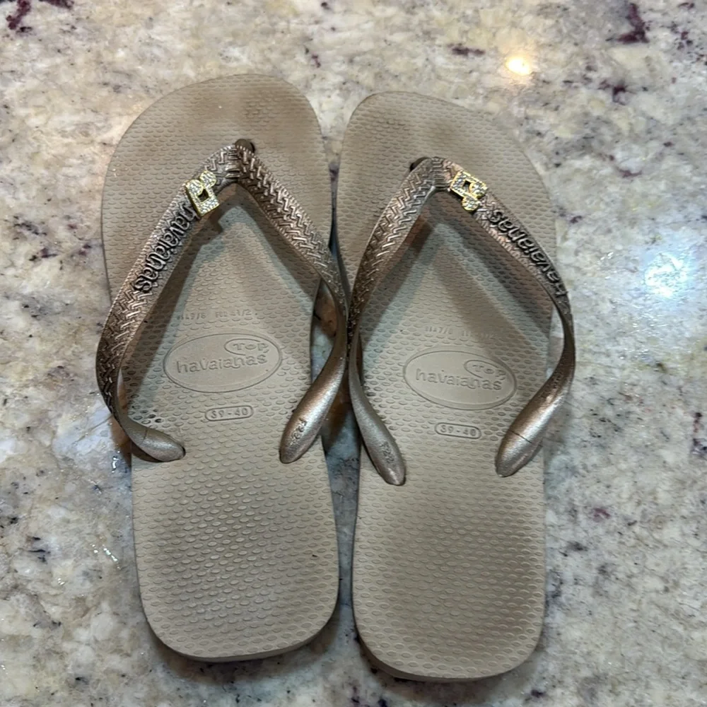 Havaianas Women’s Top Tiras Flip Flops Rose Metallic Size 9